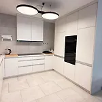 Livingstones Iii - Henry's 411 - 2p - Shared Kitchen *