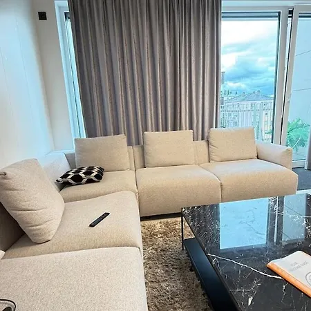 Livingstones Iii - Henry's 411 - 2p - Shared Kitchen *