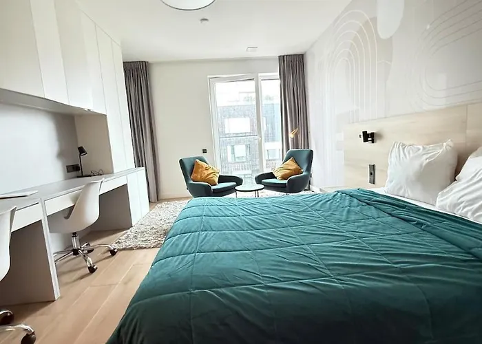 Livingstones Iii - Henry's 411 - 2p - Shared Kitchen *