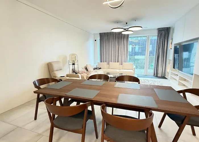 Livingstones Iii - Henry's 411 - 2p - Shared Kitchen *