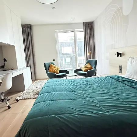 Livingstones Iii - Henry's 411 - 2p - Shared Kitchen *